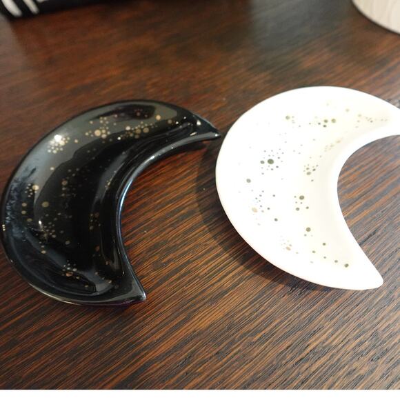 Set of 2 Moon Ceramic Ring Dishes - Picture 5 of 5